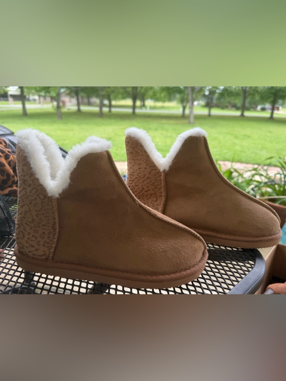 New Jessica Simpson Womens Microsuede Bootie Slippers Indoor/Outdoor Sole 6-7